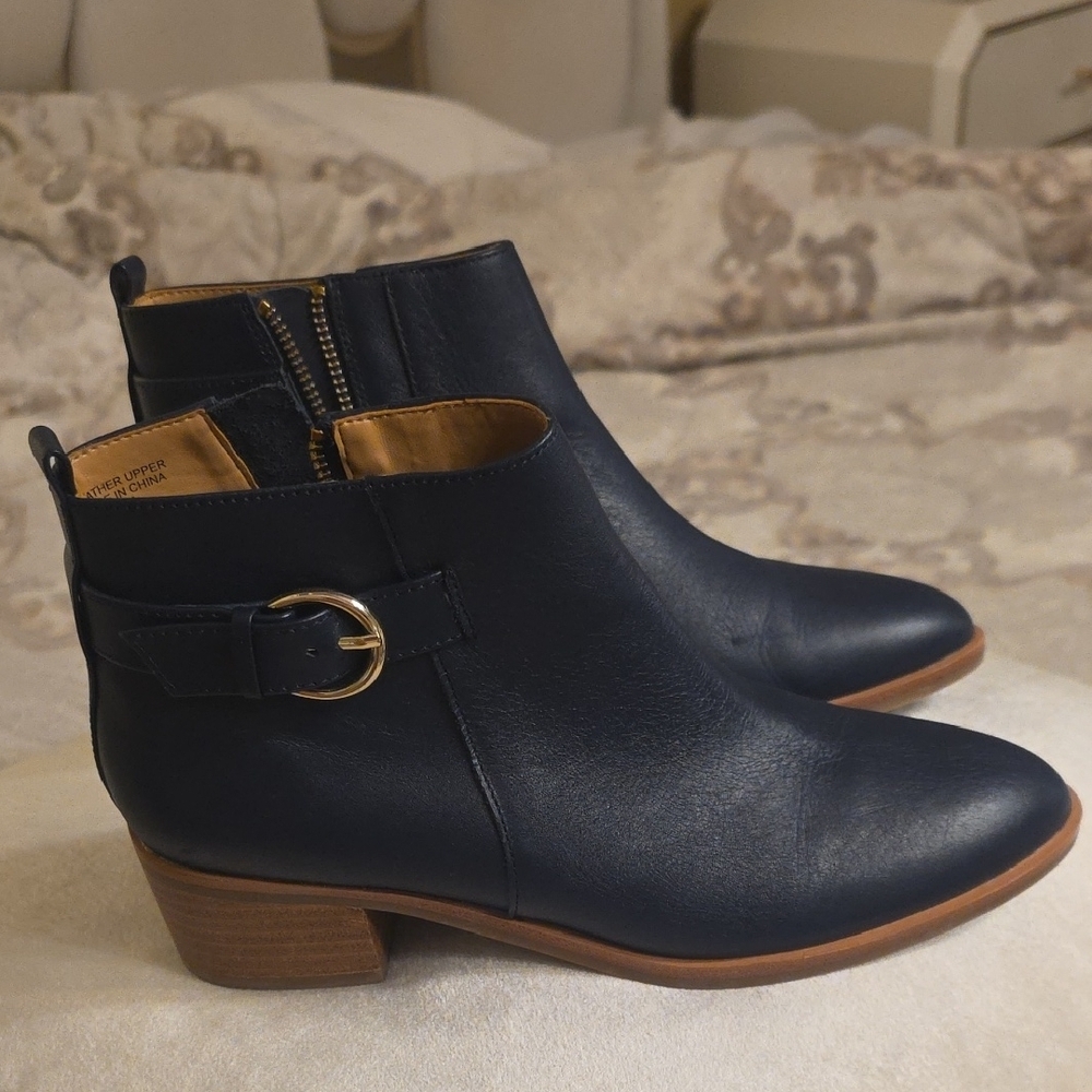 Talbots Navy Leather Ankle Booties with Gold Buckle Accent 2 Inch Heel